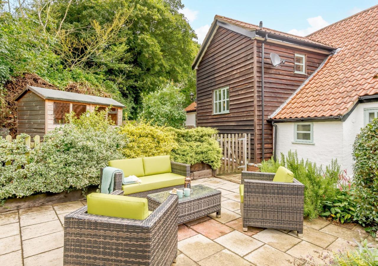 Wisteria Cottage Snape  외부 사진