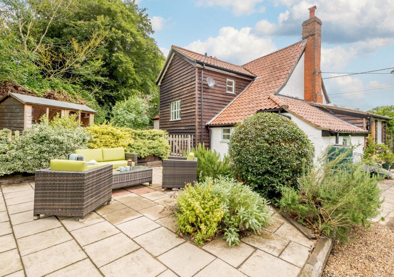 Wisteria Cottage Snape  외부 사진