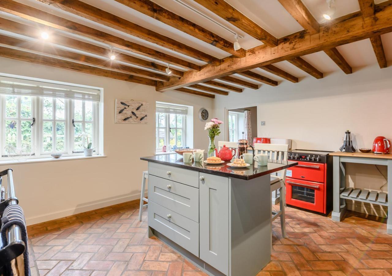 Wisteria Cottage Snape  외부 사진