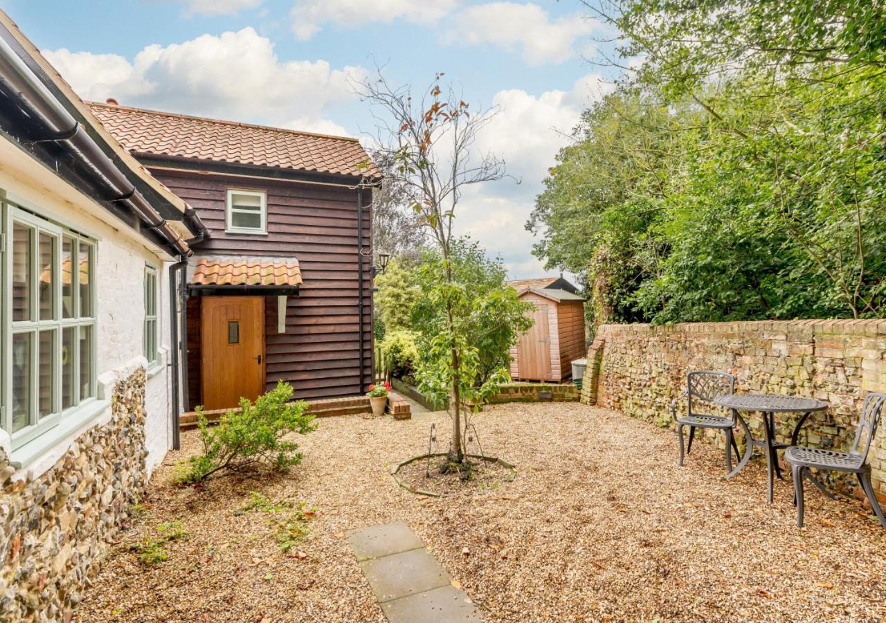 Wisteria Cottage Snape  외부 사진