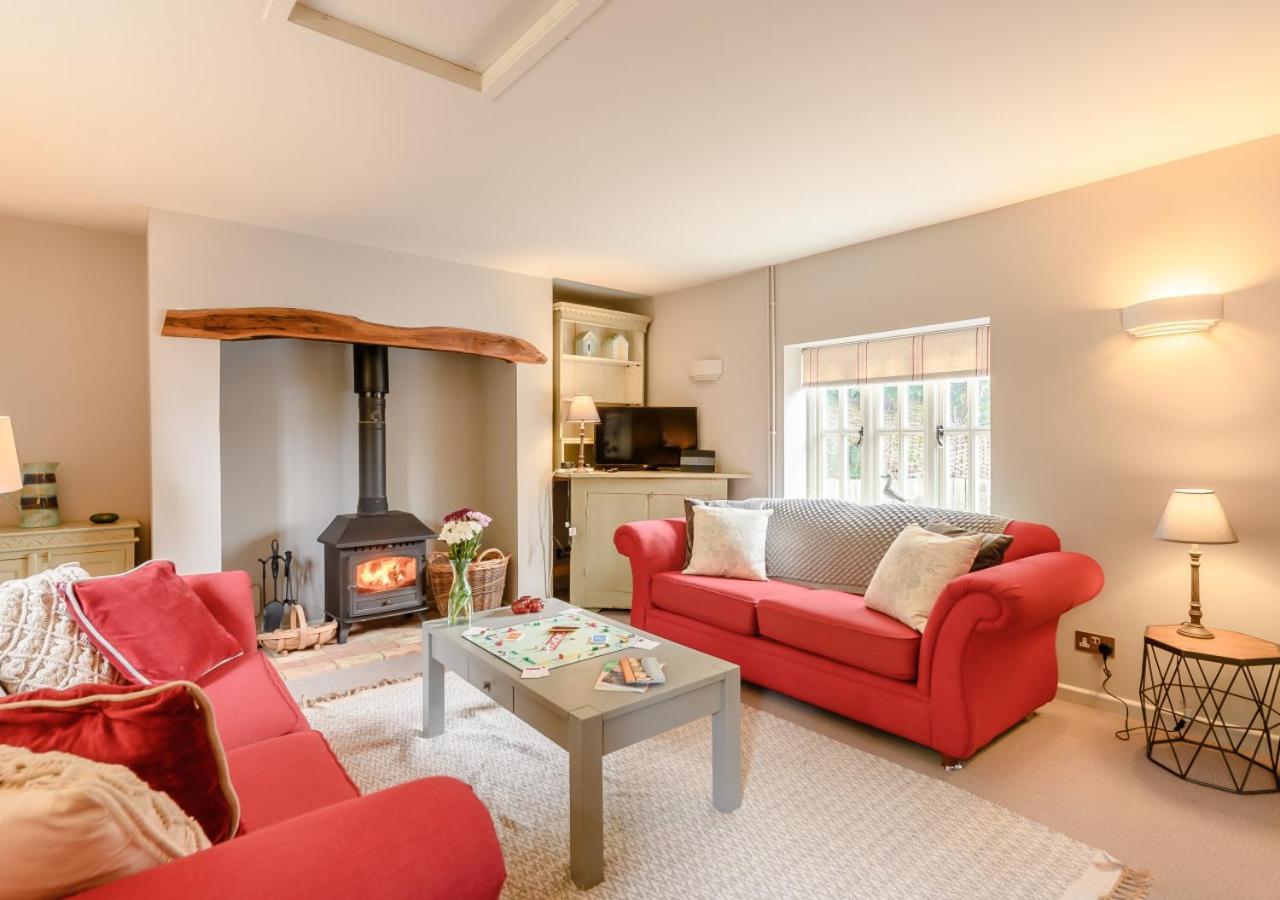 Wisteria Cottage Snape  외부 사진